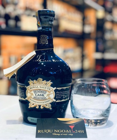 Rượu Chivas ROYAL SALUTE 100 MÙI