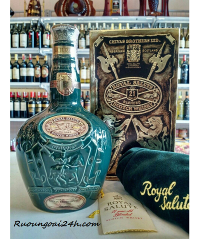 Rượu Royal Salute 21 Years Old Green Flagon