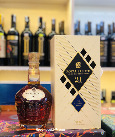 Rượu Royal Salute 21 Year Old Blend Grain (Thủy Tinh)