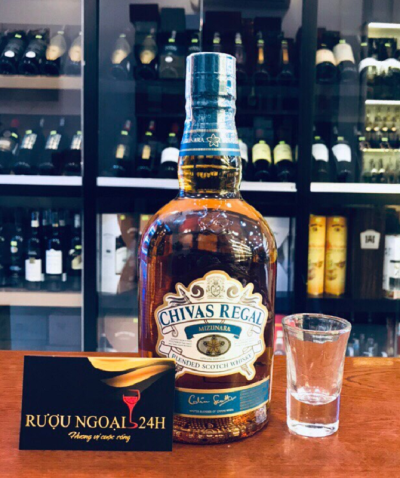 Rượu Chivas Regal Mizunara